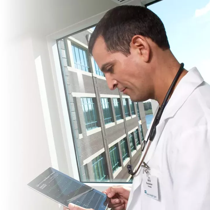 patient-monitors-FeatureCardFull_1-ci-en