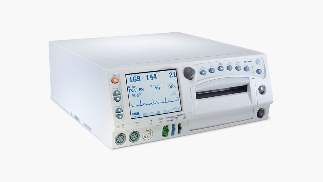 Corometrics™ 250x maternal/fetal monitoring system.