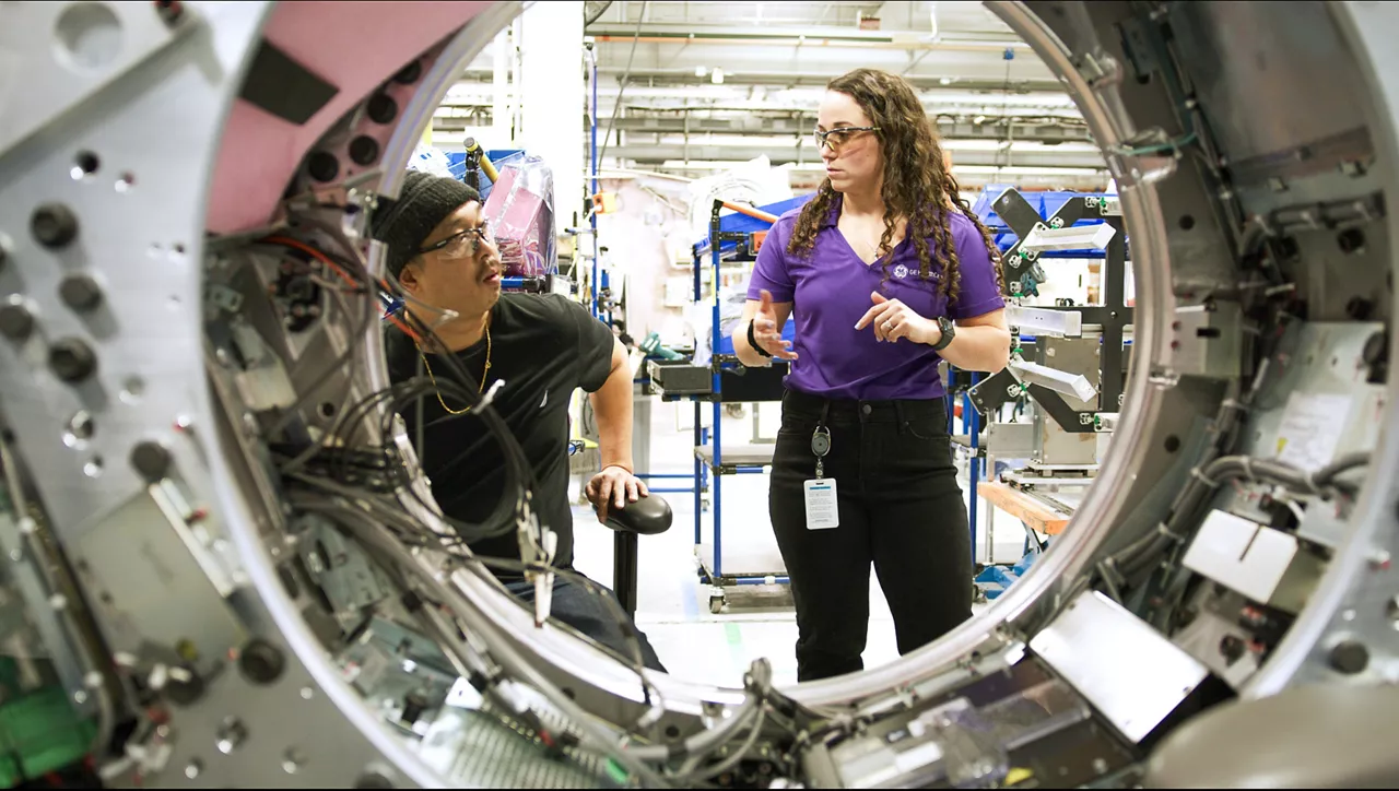 service-enablers-repair-operations-center-ph-en