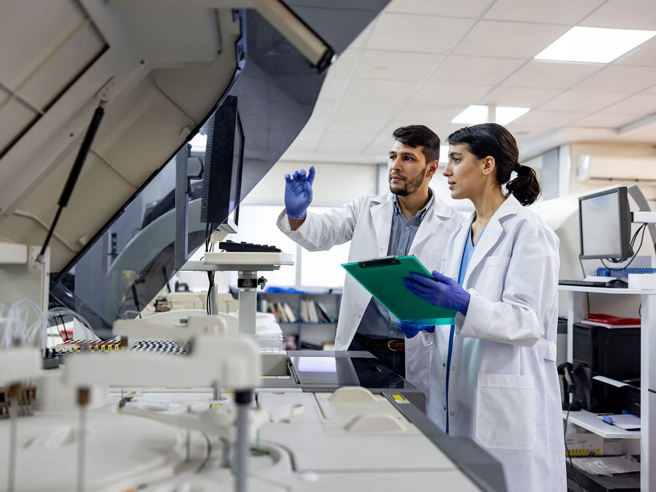 theranostics-scurve1-ci-en