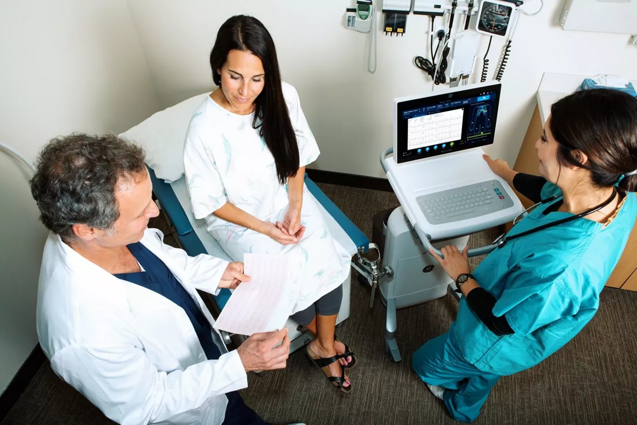 training-diagnostic-cardiology-ecg-consultation-st-en