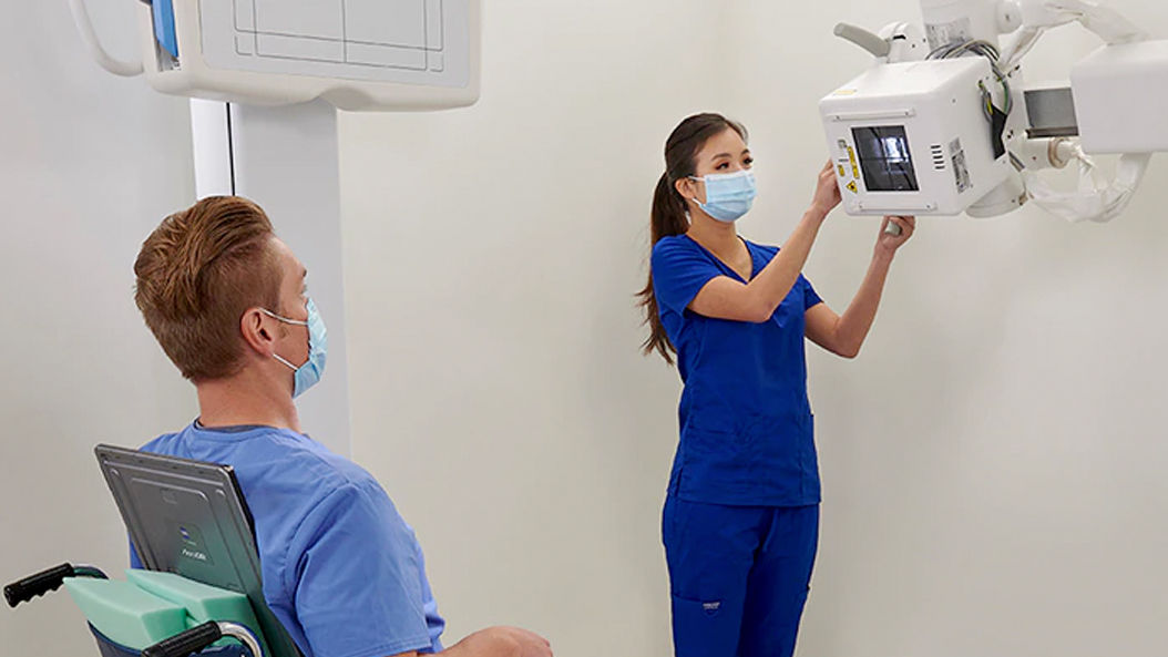 wheelchair-patient-definium-xrf-product-switcher-desktop