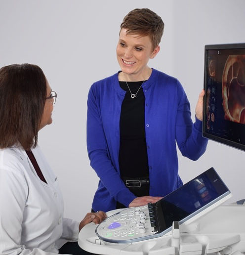 women-with-voluson-box-st-en