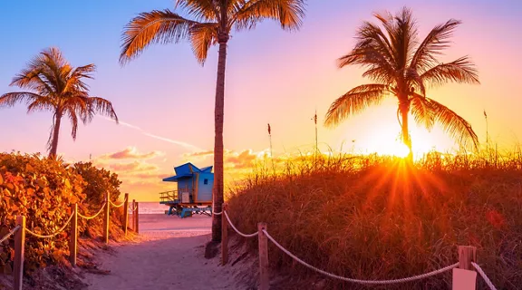 A view of a pretty sunset at the beach