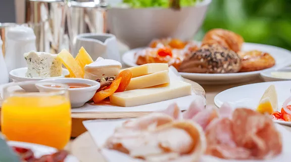 A table full of breakfast items