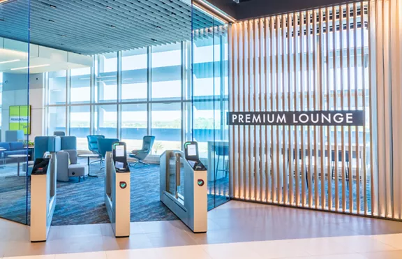 A bright and spacious Brightline PREMIUM lounge.