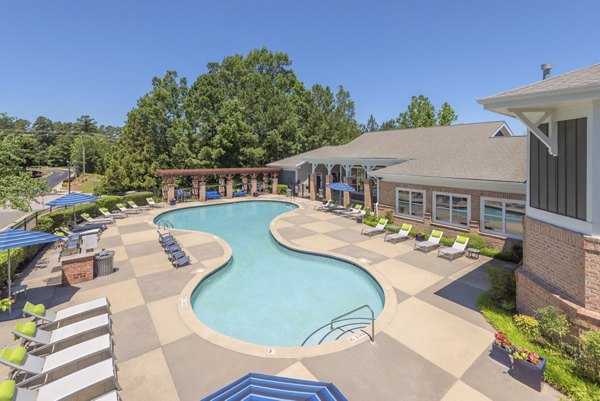 pool at Aventura RTP Apartments 