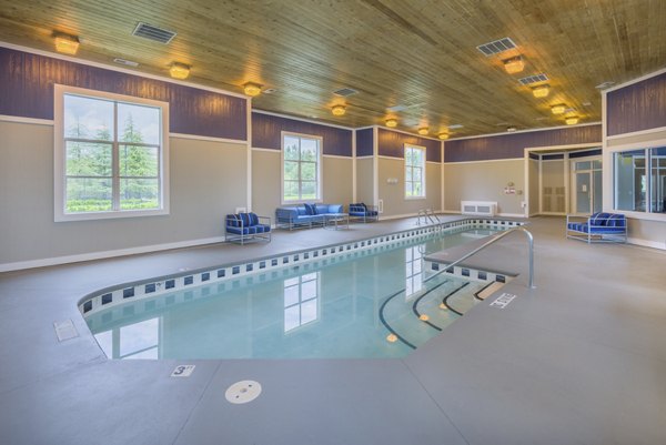 pool at Aventura RTP Apartments 