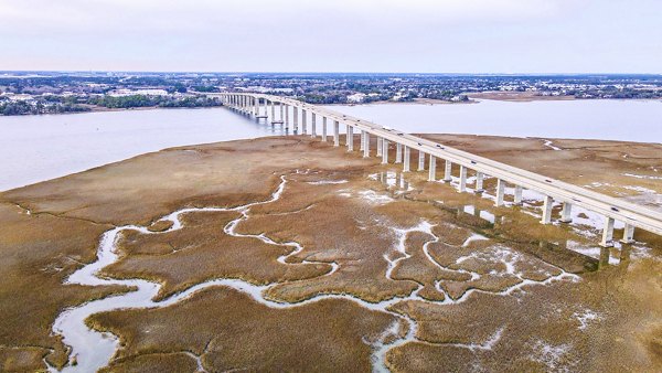 Avana Long Point: Scenic view from luxury apartments in Mount Pleasant