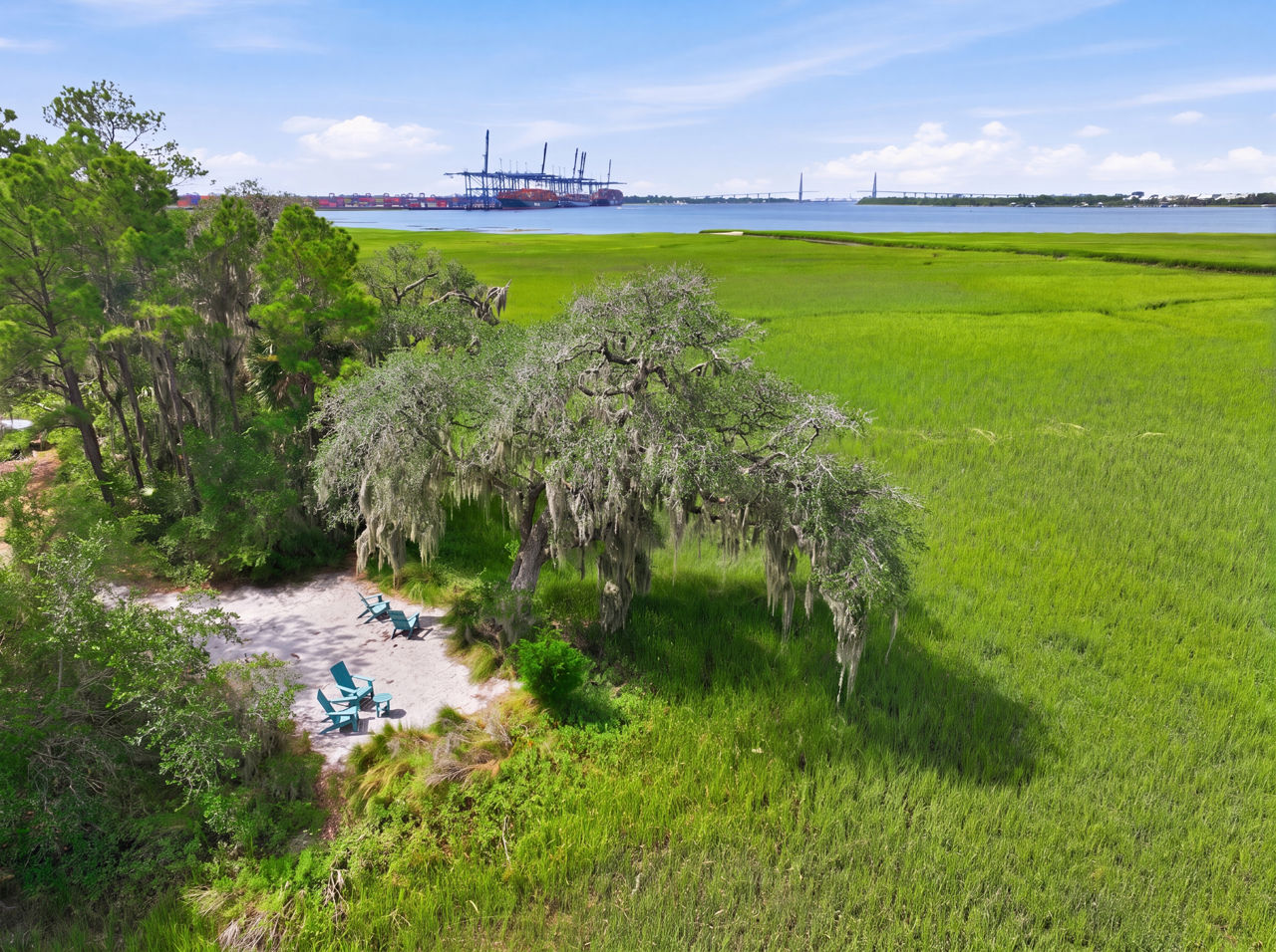 Avana Long Point 15 of 28