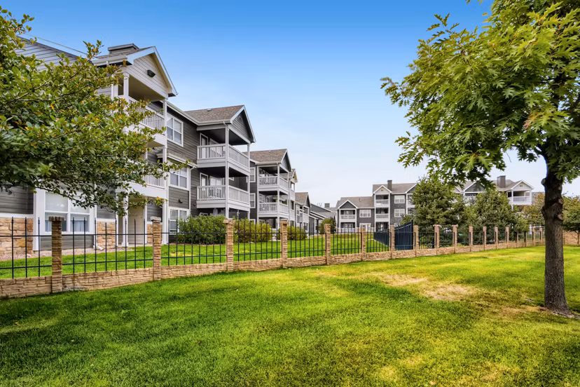 building at Nash Springs Apartments Apartments