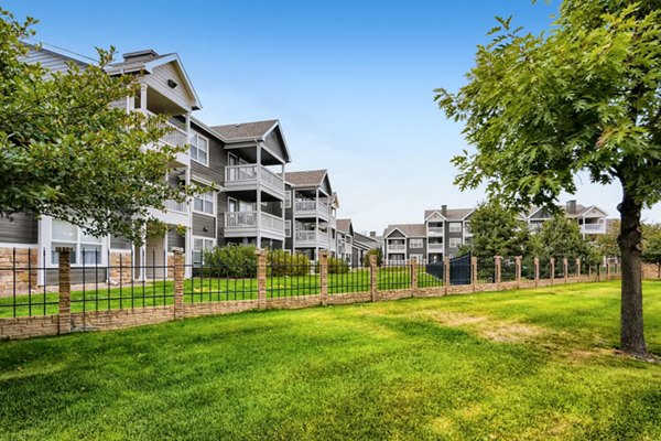 building at Nash Springs Apartments Apartments