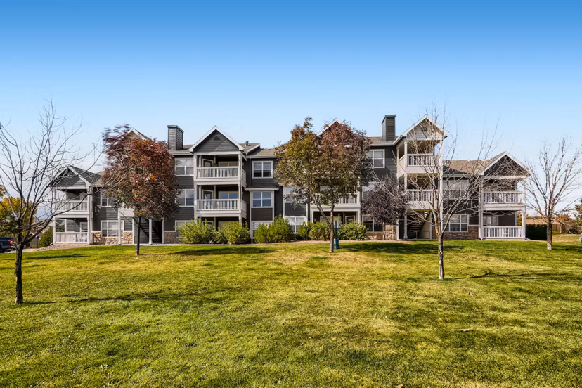 building at Nash Springs Apartments Apartments