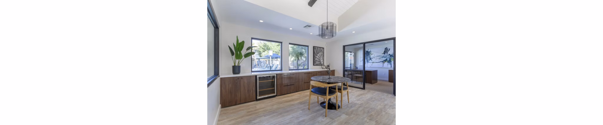 Inviting clubhouse lobby with modern decor at Avana Tempe Apartments