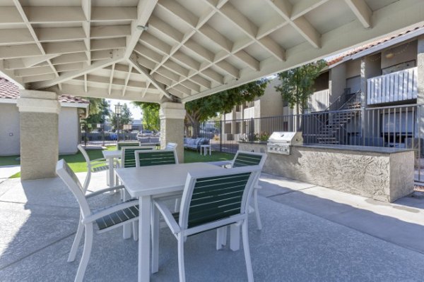Outdoor grill area with modern amenities at Avana Tempe Apartments