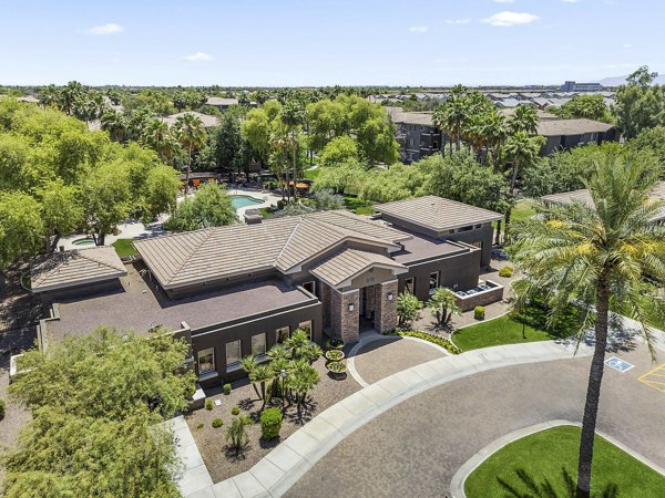 building at Stonebridge Ranch Apartments