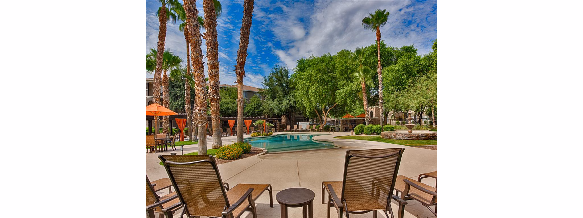 pool at Stonebridge Ranch Apartments