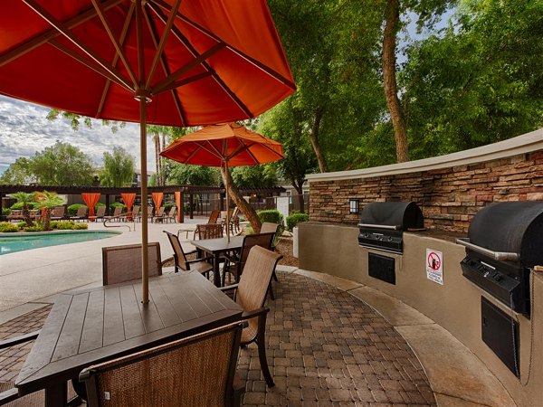 grill area at Stonebridge Ranch Apartments