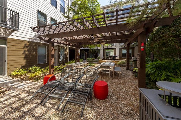 patio at Boardwalk at Town Center Apartments