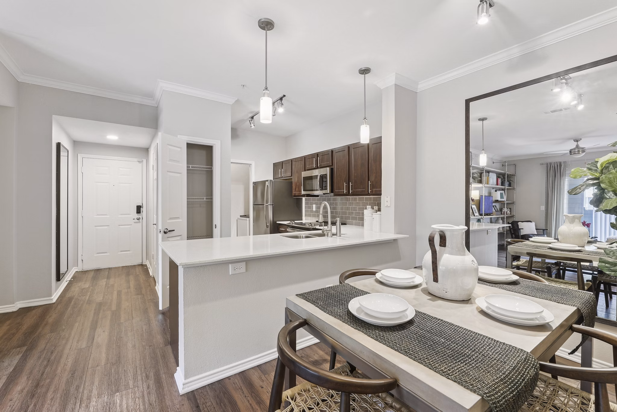 dining room at The Preserve at Travis Creek Apartments 