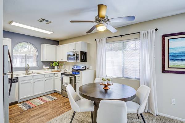 dining room at Destinations Alexander Apartments
