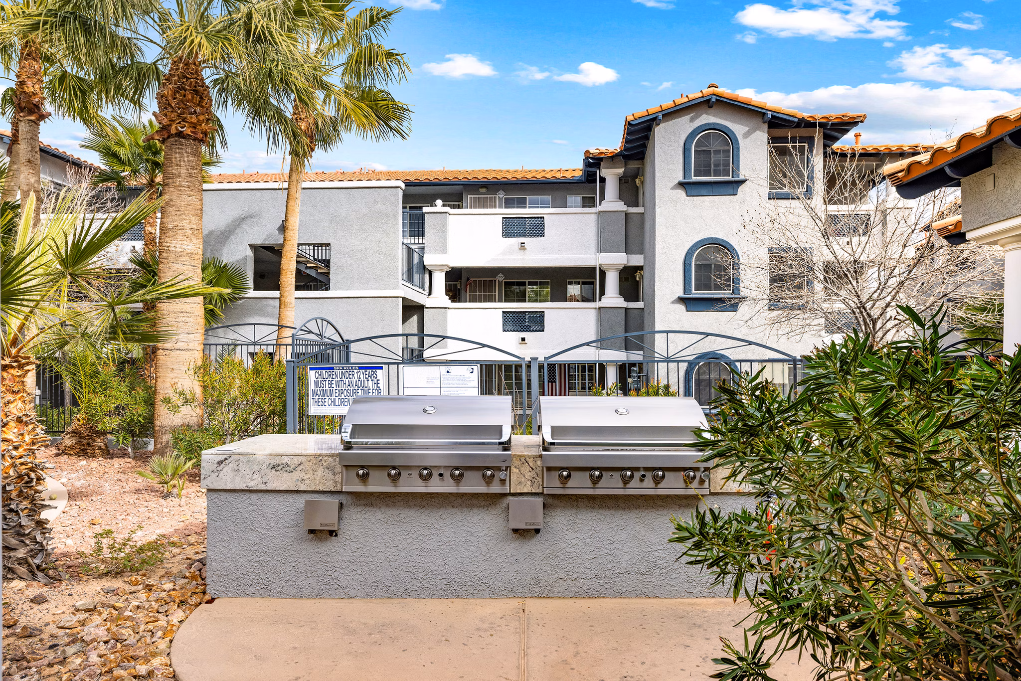 grill area at Destination Pebble - TRS Apartments 