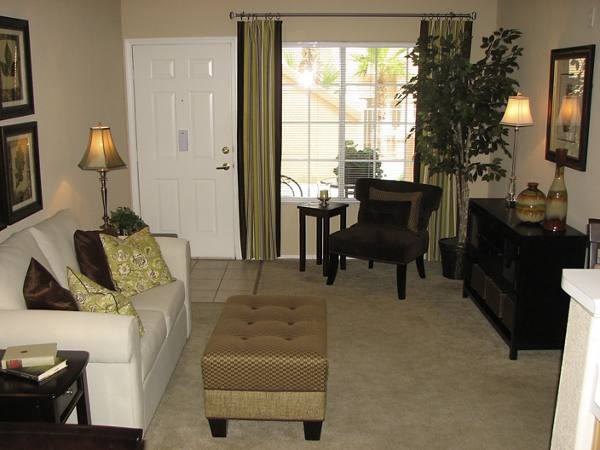 living room at Destinations Pueblo Apartments