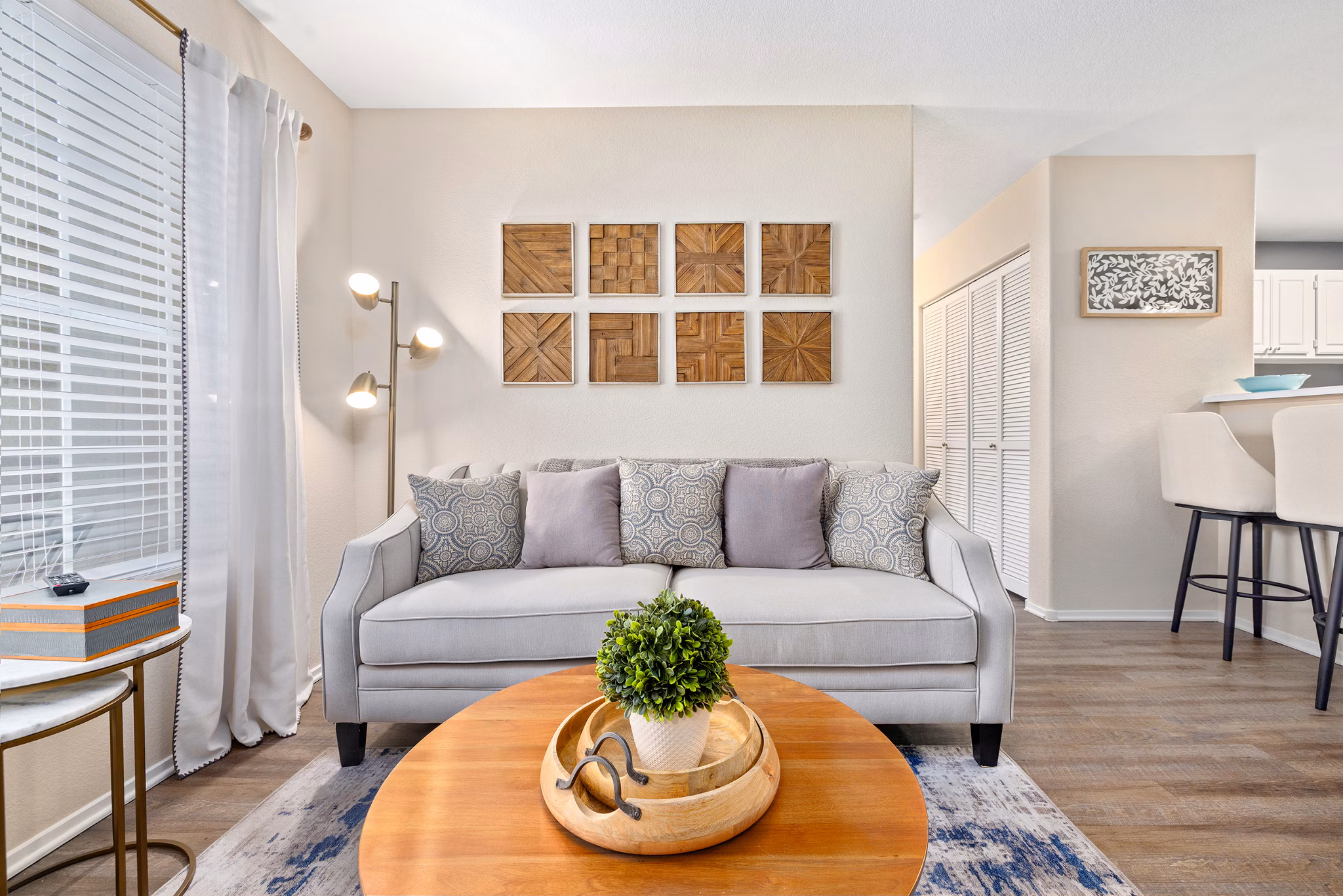 living room at Destination Pueblo - TRS Apartments 