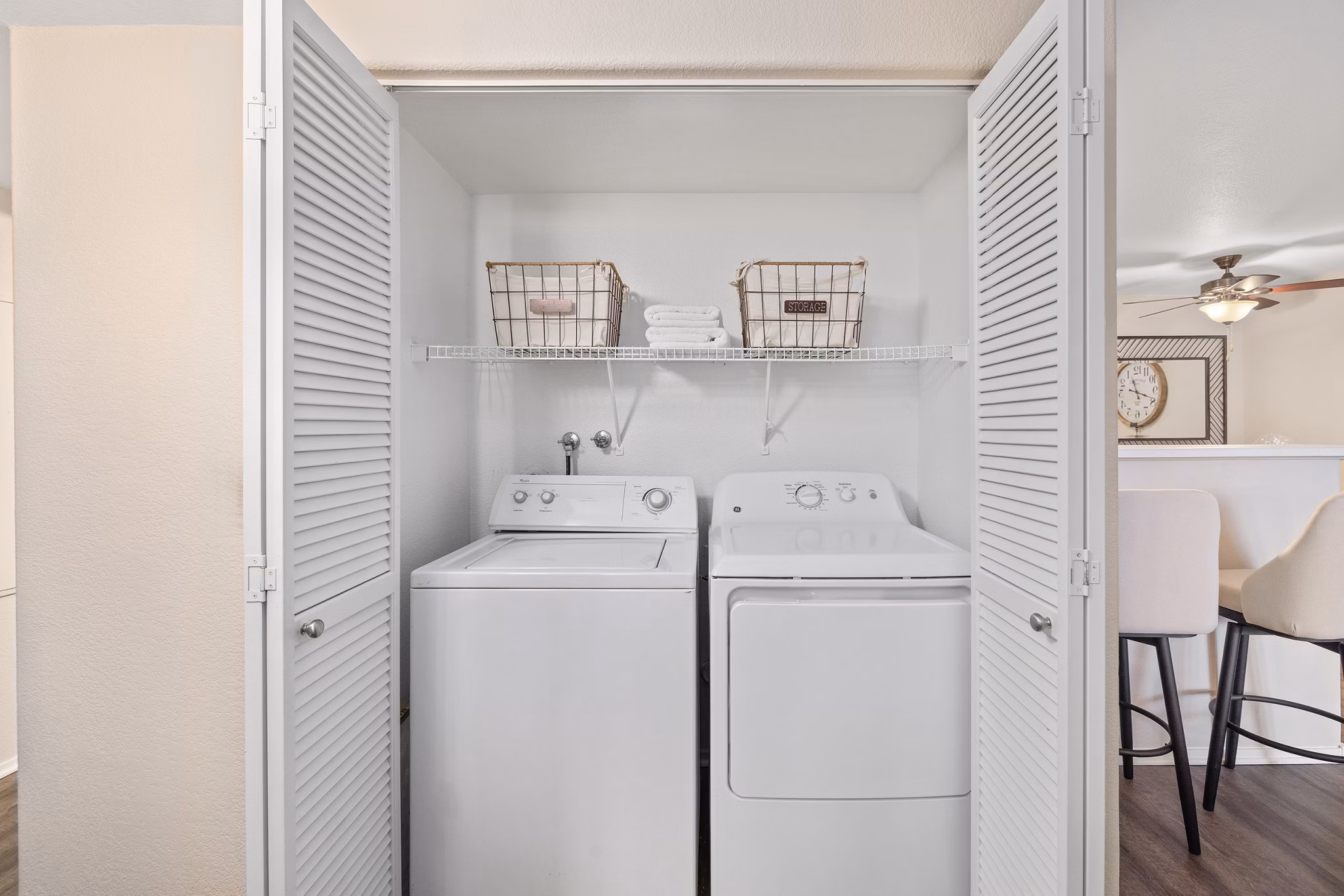 laundry facility at Destination Pueblo - TRS Apartments 
