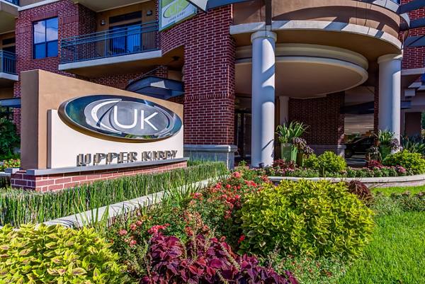 exterior at Upper Kirby Apartments