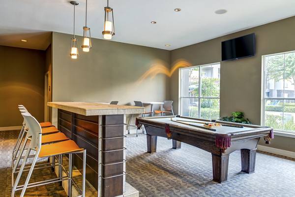 clubhouse at Estates at Memorial Heights Apartments