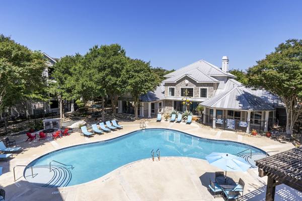 pool at Villas at Stone Oak Ranch Apartments