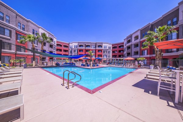 pool at Alanza Place Apartments