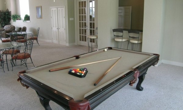 game room at Sendera at Greenway Apartments