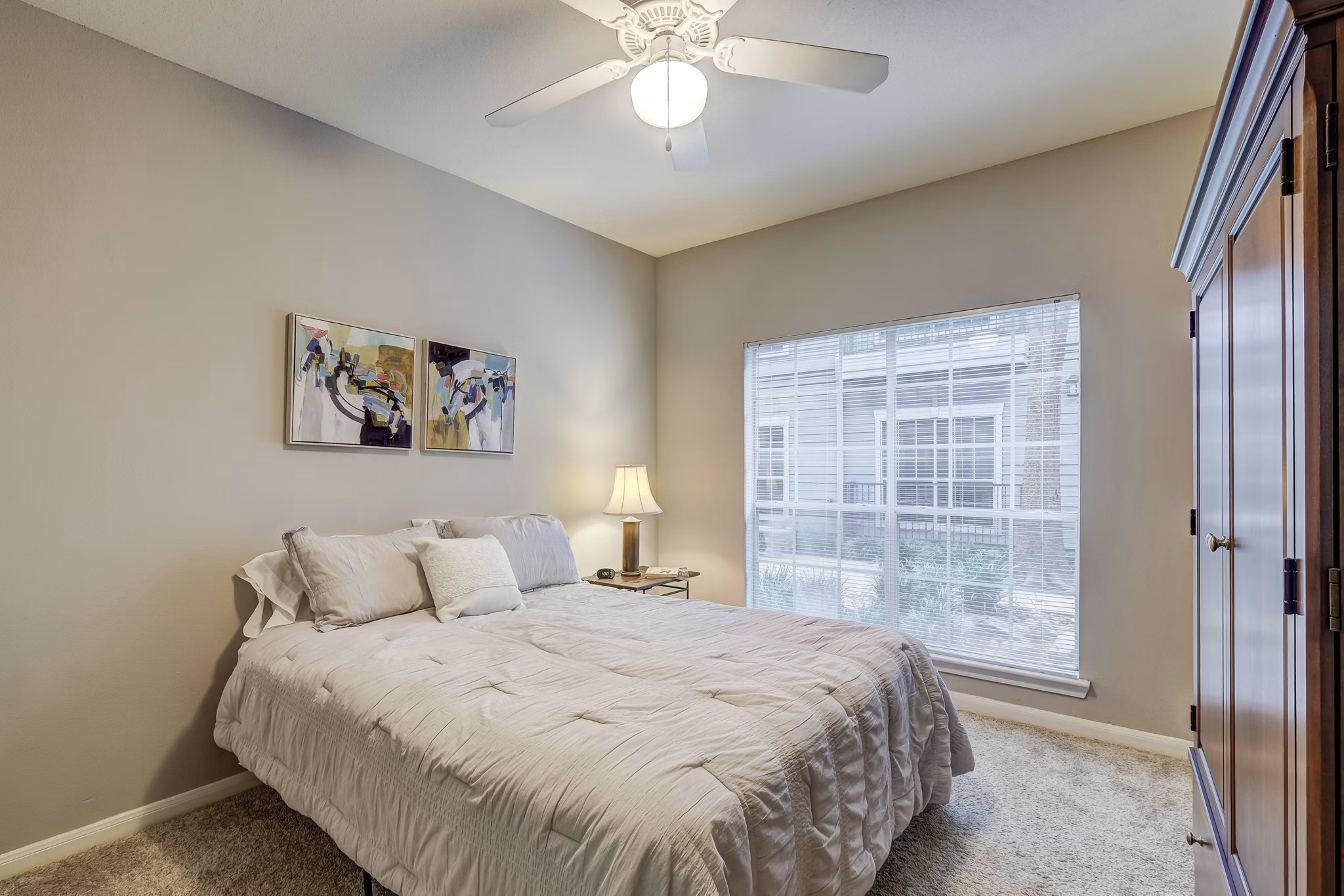 Bedroom at Plaza at River Oaks Apartments