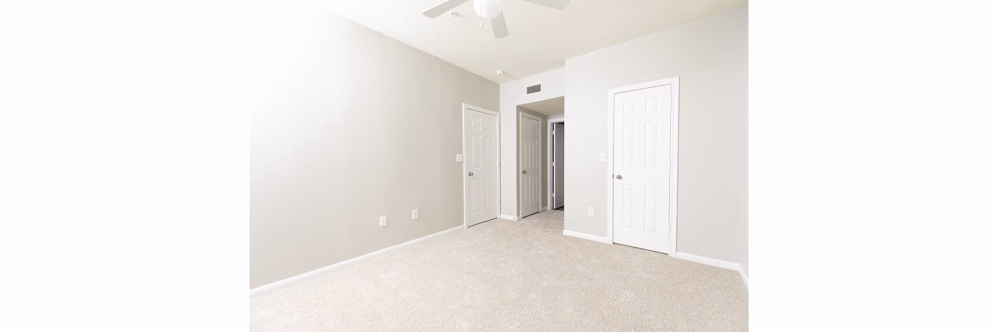 Bedroom at Plaza at River Oaks Apartments