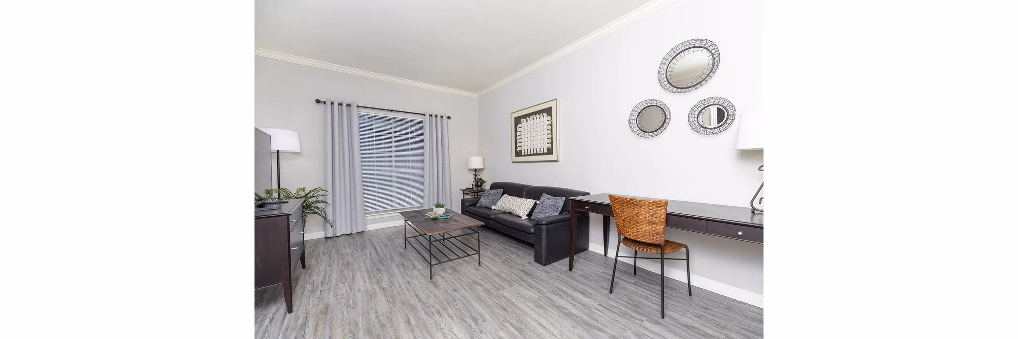Living Room at Plaza at River Oaks Apartments