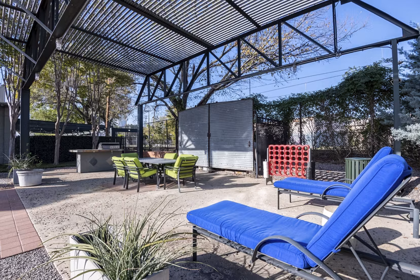 Charming courtyard with lush landscaping at Mitchell Lofts luxury apartments