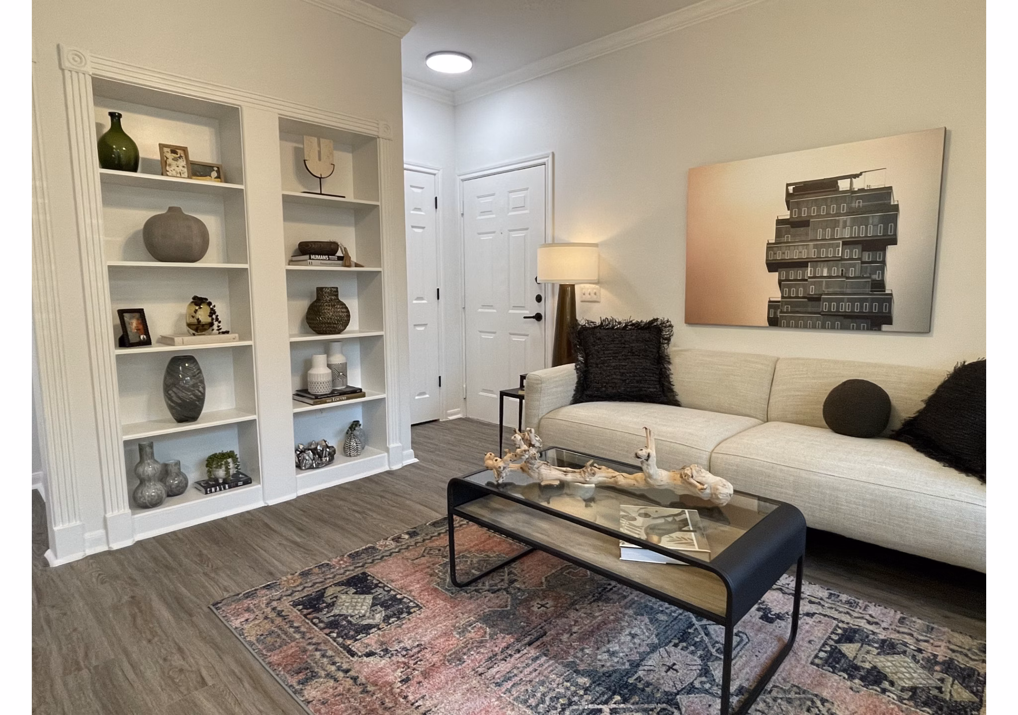 Spacious living room with modern decor at Paramount at Kingwood Apartments
