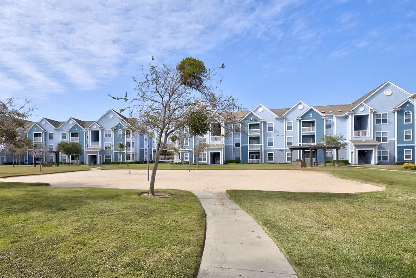South Bay Apartments: Contemporary design at luxury apartments in vibrant city setting