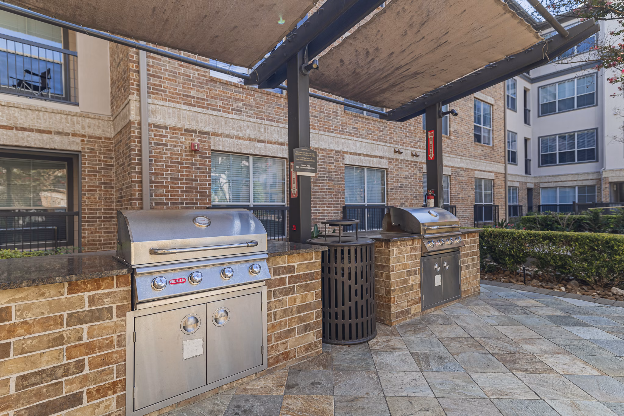 grill area at Auxo at Memorial Apartments