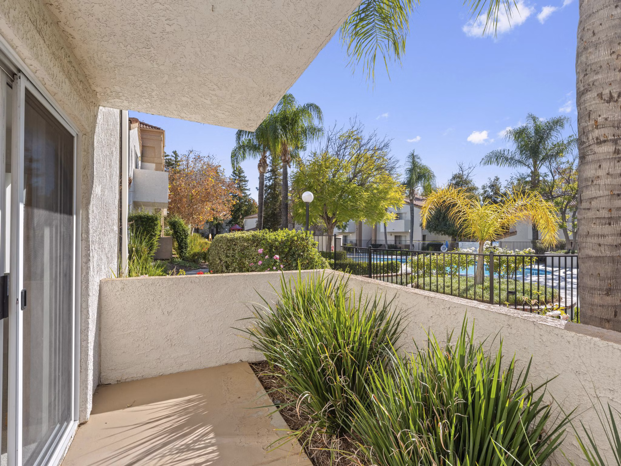 Balcony at Diamond Park Apartments