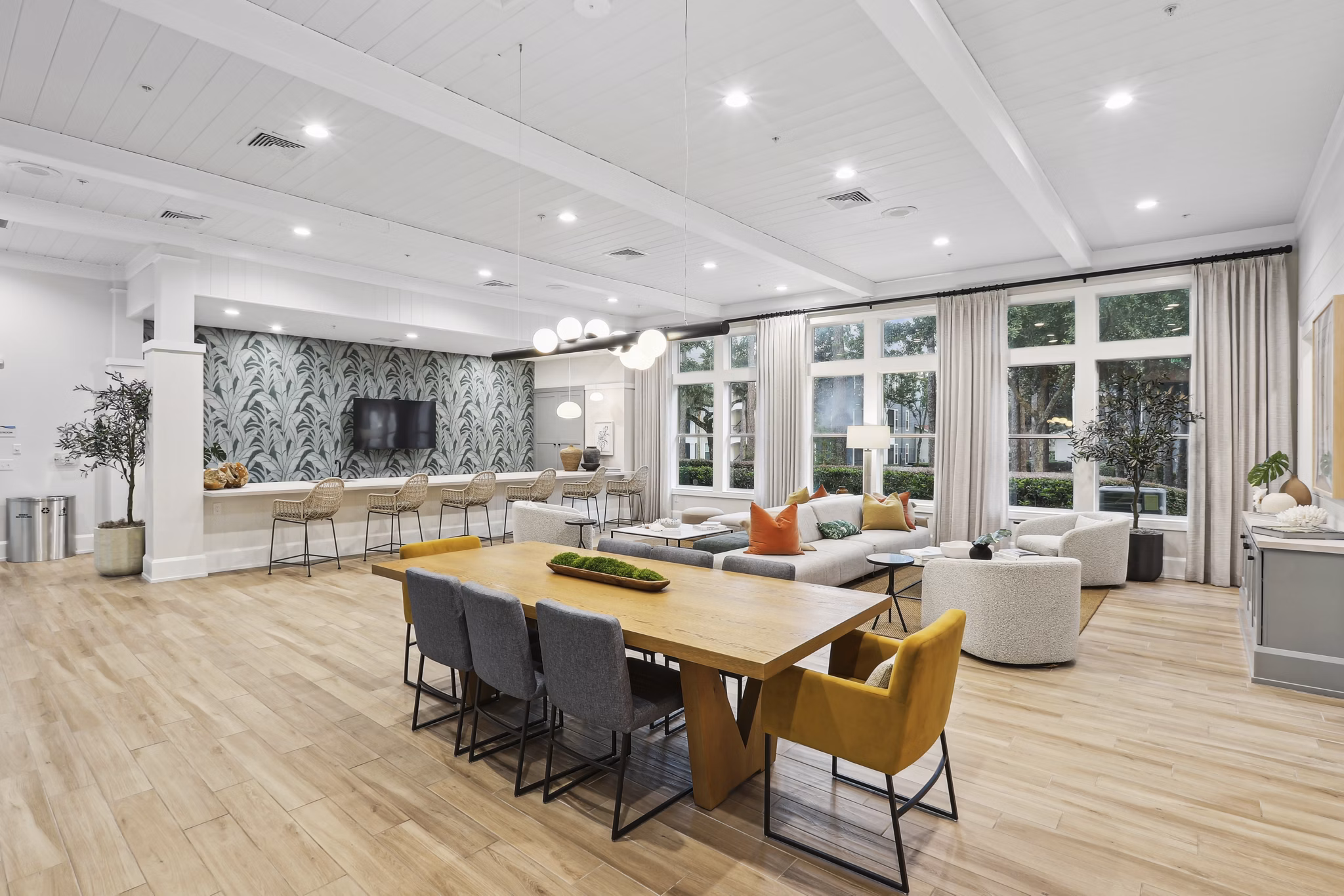 clubhouse at Lantower Cypress Creek Apartments