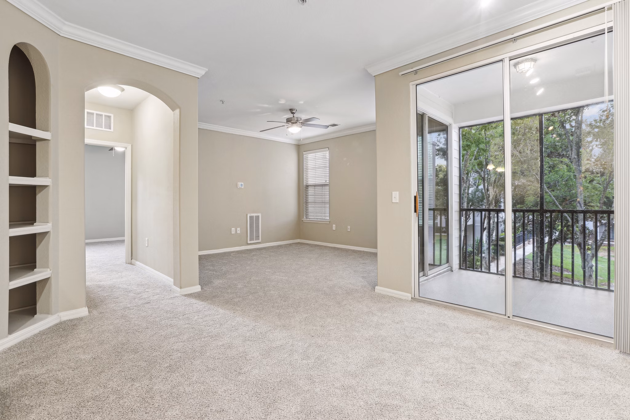 living room at Lantower Cypress Creek Apartments
