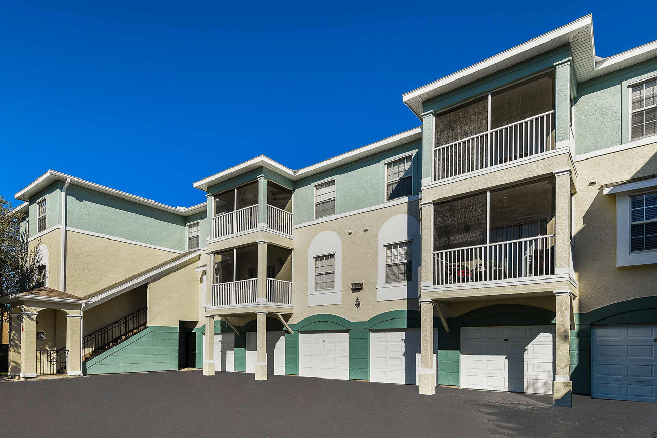 Villas At Gateway Apartments Pinellas Park Fl 3 of 12
