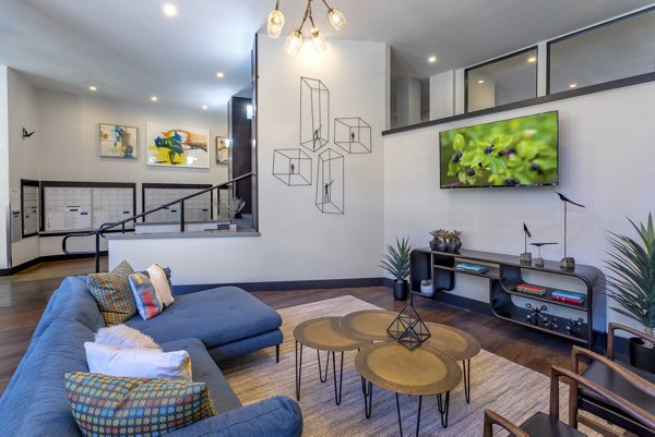 7166 at Belmar Apartments