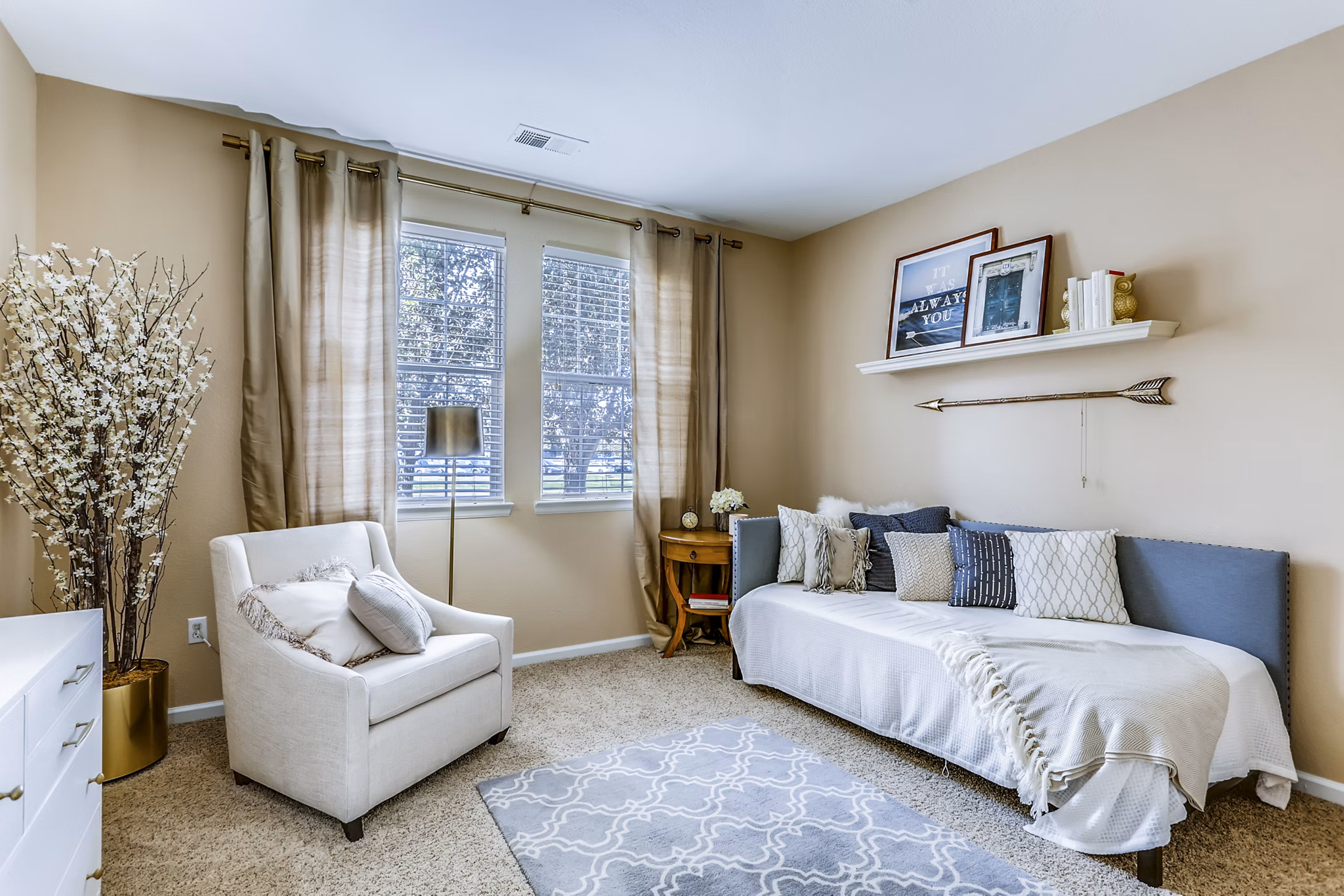 Bedroom featuring elegant design with plush bedding at Waterford Lone Tree Apartments