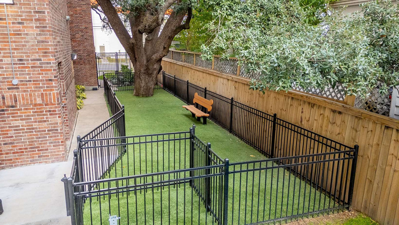 Dog park at The Westheimer Apartments