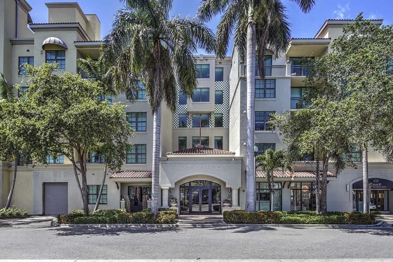 Worthing Place Delray Beach Fl 3 of 12