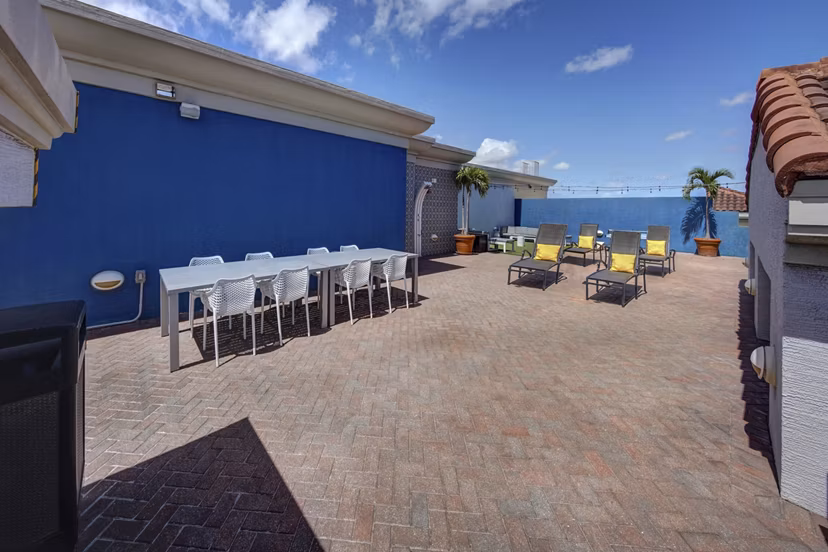 patio at Worthing Place  Apartments